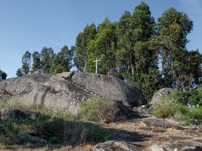 Nossa Sra da Redonda - Penedo da Senhora da Redonda
